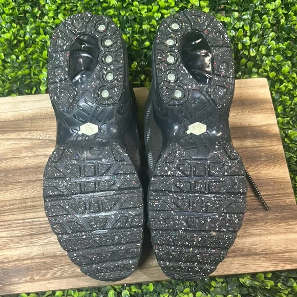 Nike Men's Black Athletic Shoes - Picture 8 of 16